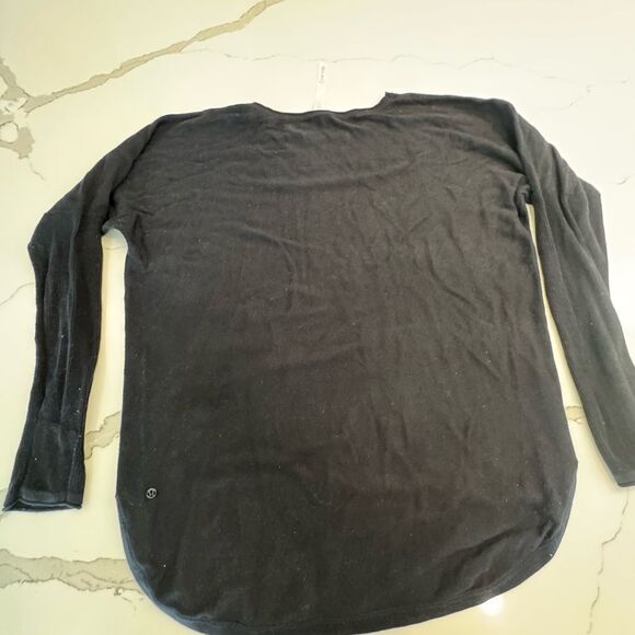 Lululemon Black Long Sleeve sweater Top - Picture 2 of 6